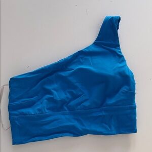 Lulu assymetrical sports bra